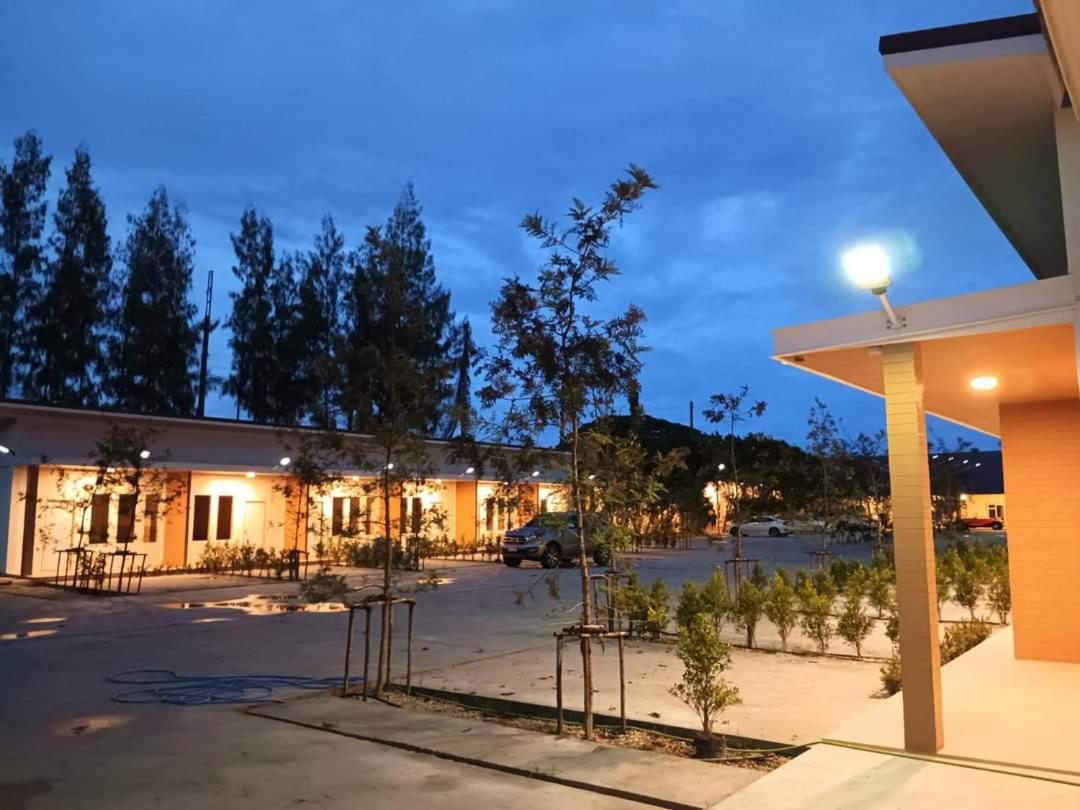 Three Bays Resort Prachuap Khiri Khan Esterno foto