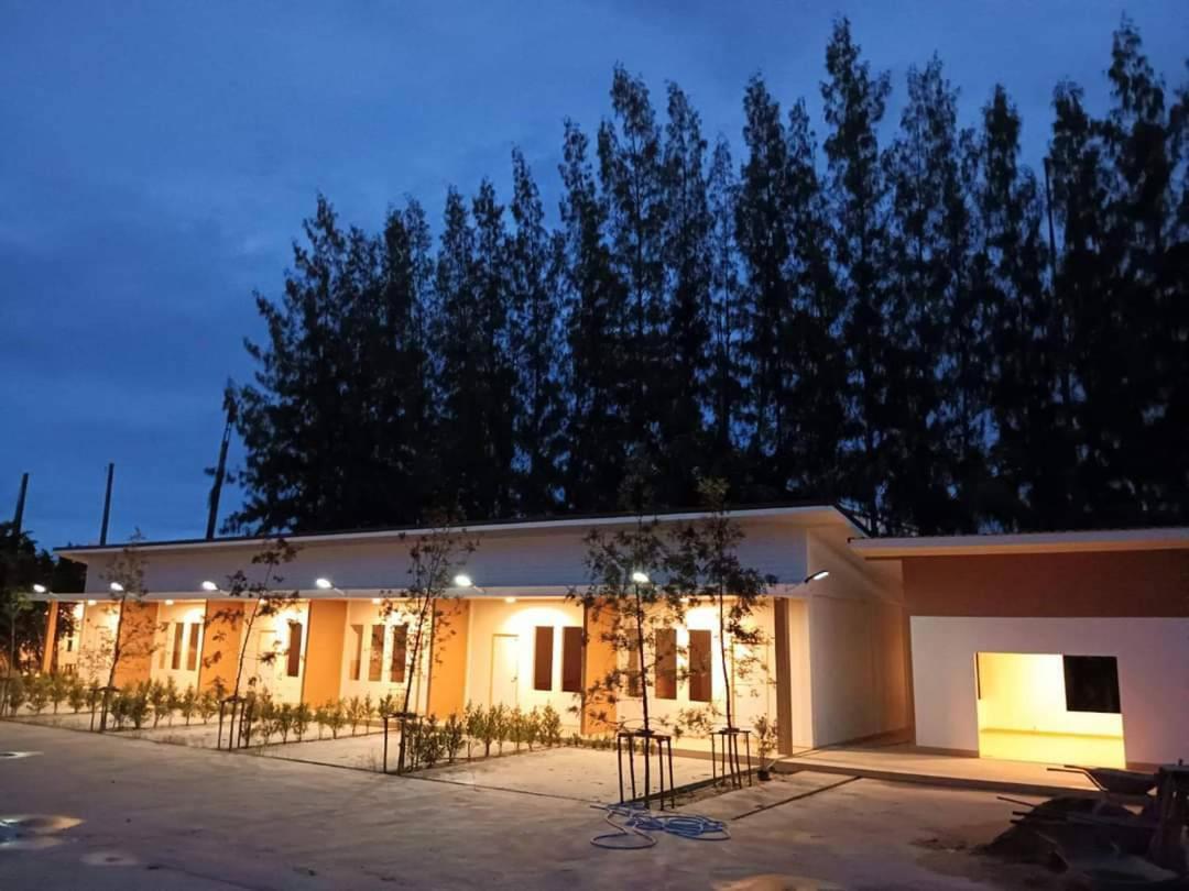 Three Bays Resort Prachuap Khiri Khan Esterno foto