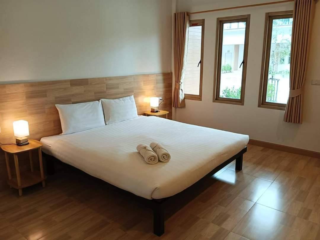 Three Bays Resort Prachuap Khiri Khan Esterno foto