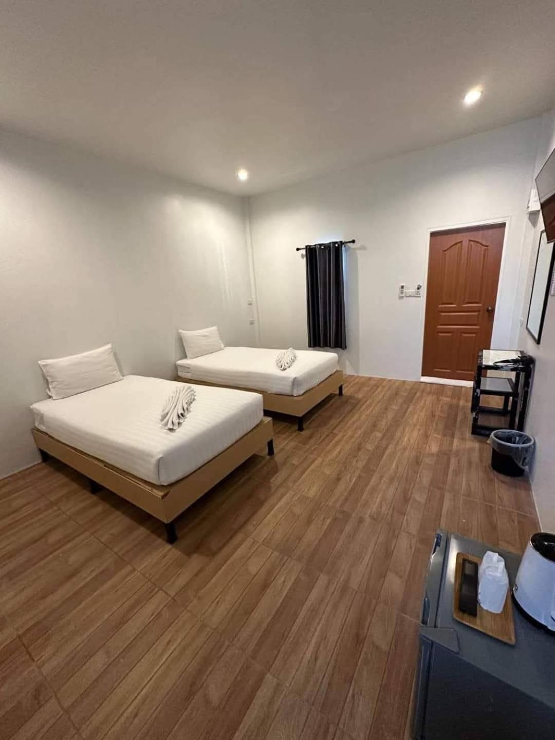 Three Bays Resort Prachuap Khiri Khan Esterno foto