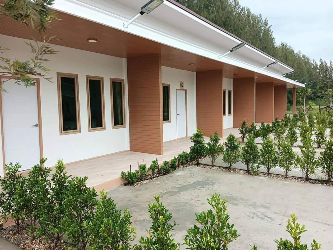 Three Bays Resort Prachuap Khiri Khan Esterno foto